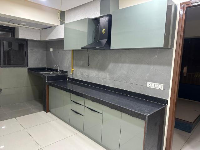 3 BHK Apartment in Shela for rent Ahmedabad. The reference number is 19311860