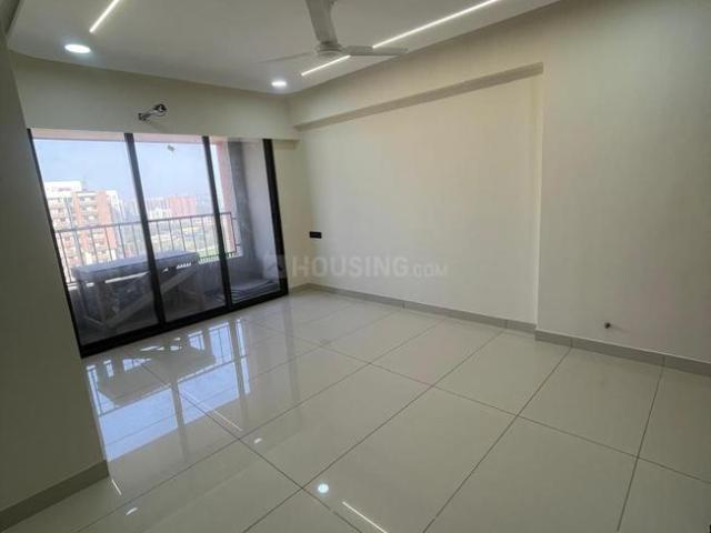 3 BHK Apartment in Shela for rent Ahmedabad. The reference number is 19583294