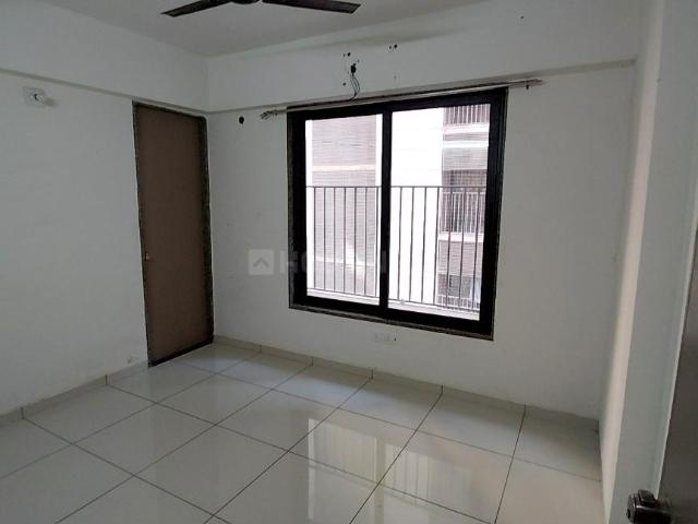 3 BHK Apartment in Shela for rent Ahmedabad. The reference number is 19630928