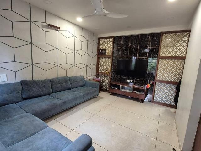 3 BHK Apartment in Shela for rent Ahmedabad. The reference number is 19677281