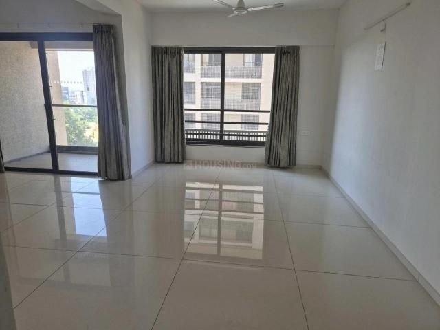 3 BHK Apartment in Shela for rent Ahmedabad. The reference number is 19692077