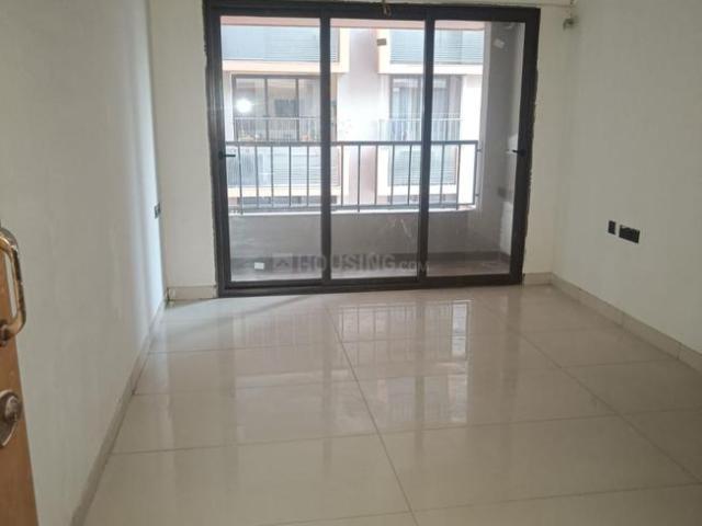 3 BHK Apartment in Shela for rent Ahmedabad. The reference number is 19737278
