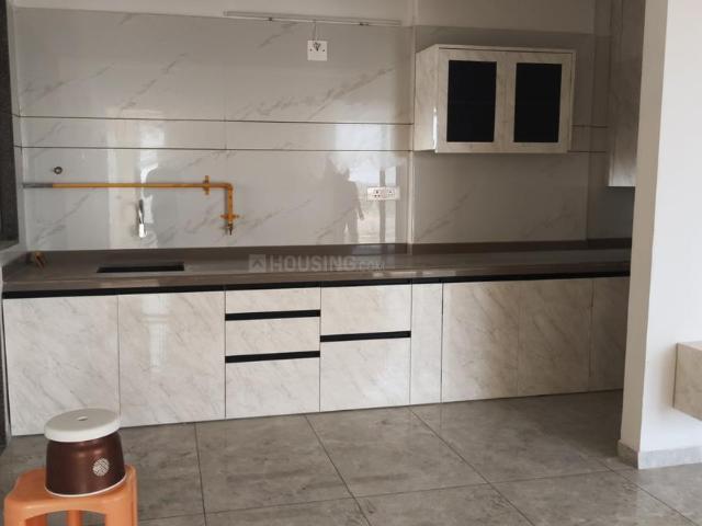 3 BHK Apartment in Shela for rent Ahmedabad. The reference number is 19890938