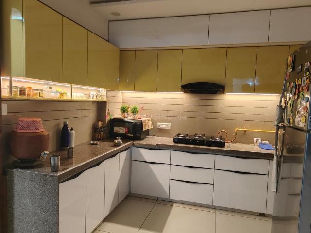 3 BHK Apartment in Shela for rent Ahmedabad. The reference number is 19916264