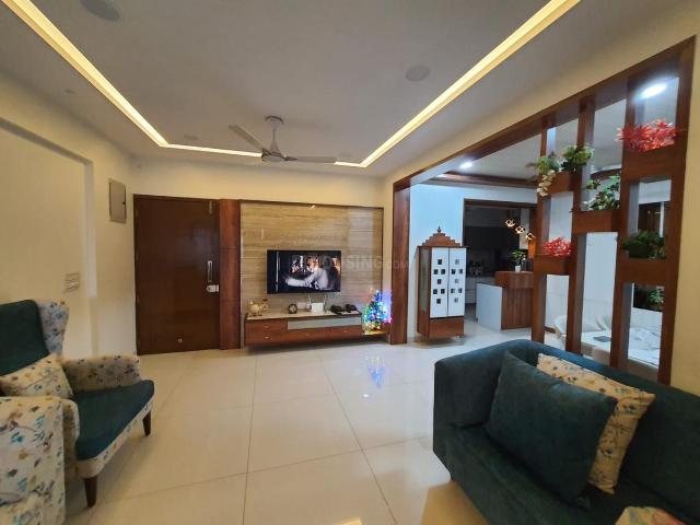 3 BHK Apartment in Shela for rent Ahmedabad. The reference number is 20062739