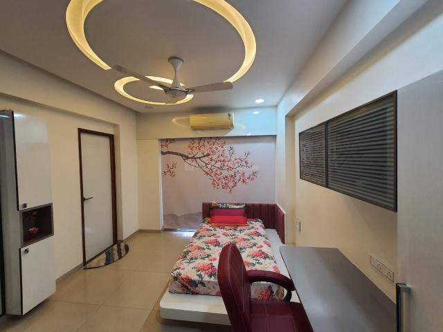3 BHK Apartment in Shela for rent Ahmedabad. The reference number is 20118458