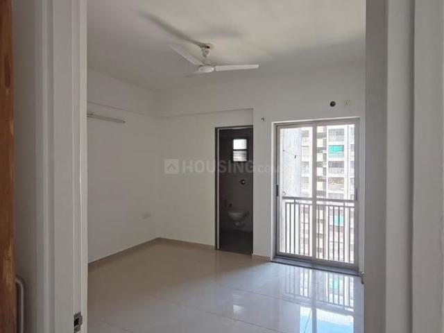 3 BHK Apartment in Shela for rent Ahmedabad. The reference number is 20247616
