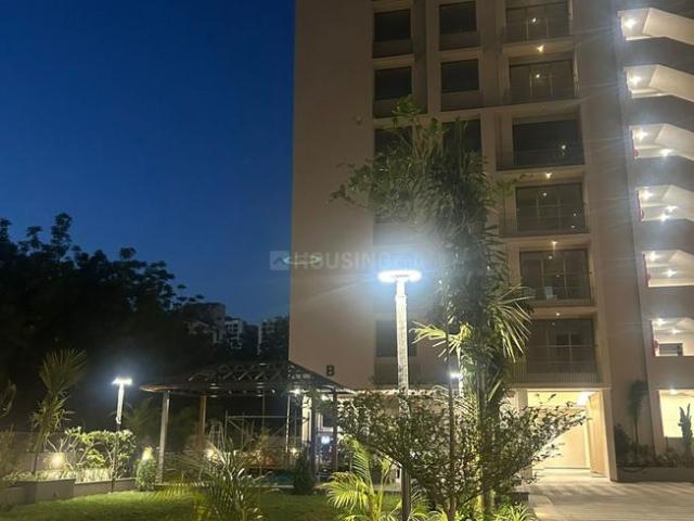 3 BHK Apartment in Shela for rent Ahmedabad. The reference number is 20275501