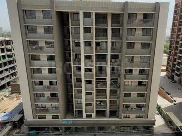 3 BHK Apartment in Shela for rent Ahmedabad. The reference number is 20500335