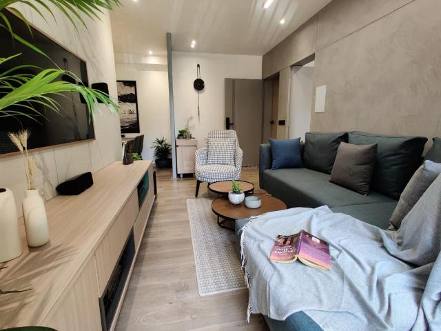 3 BHK Apartment in Shela for resale Ahmedabad. The reference number is 19665186
