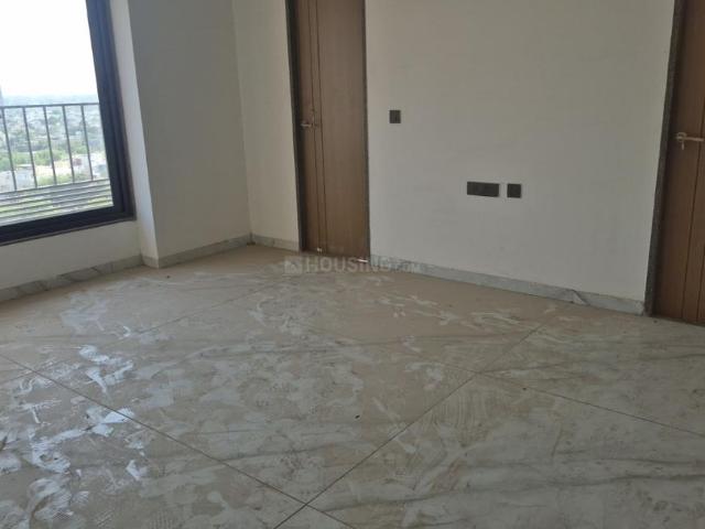 3 BHK Apartment in Shela for resale Ahmedabad. The reference number is 19871394