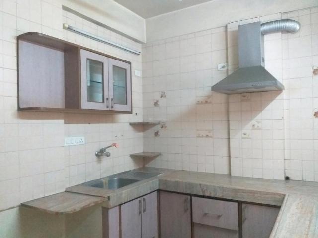 3 BHK Apartment in Sheshadripuram for resale Bangalore. The reference number is 7704179
