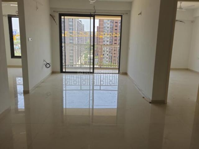 3 BHK Apartment in Shilaj for rent Ahmedabad. The reference number is 18217354