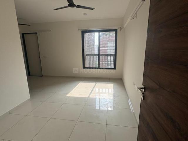 3 BHK Apartment in Shilaj for rent Ahmedabad. The reference number is 20698132