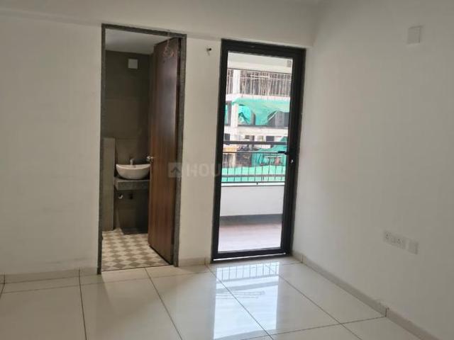 3 BHK Apartment in Shilaj for resale Ahmedabad. The reference number is 20467532