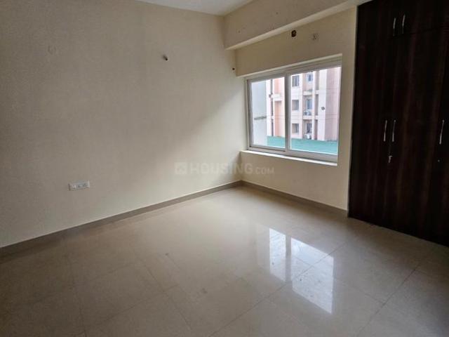 3 BHK Apartment in Six Mile for rent Guwahati. The reference number is 20556125