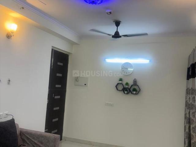 3 BHK Apartment in Siddharth Vihar for rent Ghaziabad. The reference number is 20482909