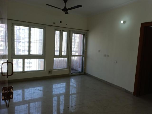 3 BHK Apartment in Siddharth Vihar for rent Ghaziabad. The reference number is 20484019