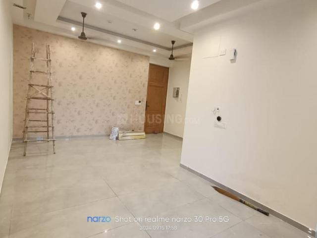 3 BHK Apartment in Siddharth Vihar for rent Ghaziabad. The reference number is 20507185