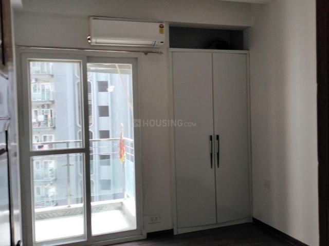 3 BHK Apartment in Siddharth Vihar for rent Ghaziabad. The reference number is 20644322