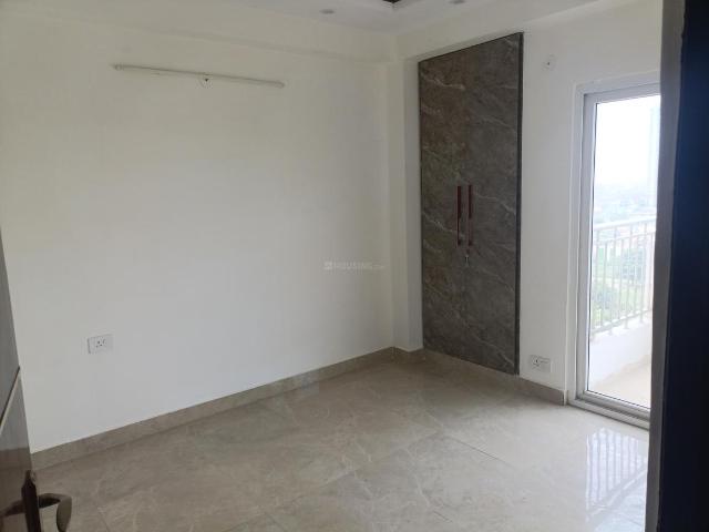 3 BHK Apartment in Siddharth Vihar for rent Ghaziabad. The reference number is 20646759