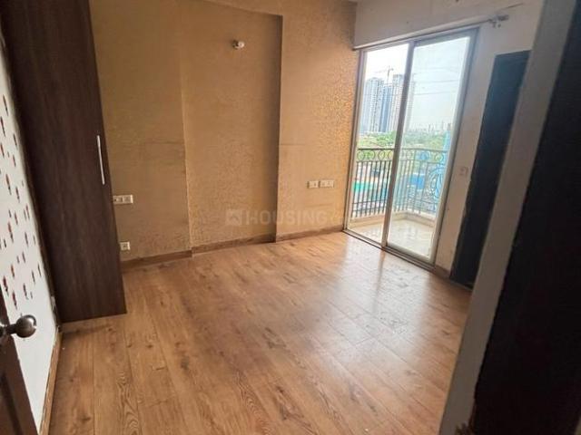 3 BHK Apartment in Siddharth Vihar for rent Ghaziabad. The reference number is 20764751