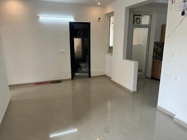 3 BHK Apartment in Siddharth Vihar for rent Ghaziabad. The reference number is 20948053