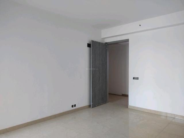 3 BHK Apartment in Siddharth Vihar for resale Ghaziabad. The reference number is 15936073