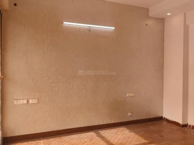 3 BHK Apartment in Siddharth Vihar for resale Ghaziabad. The reference number is 20446154