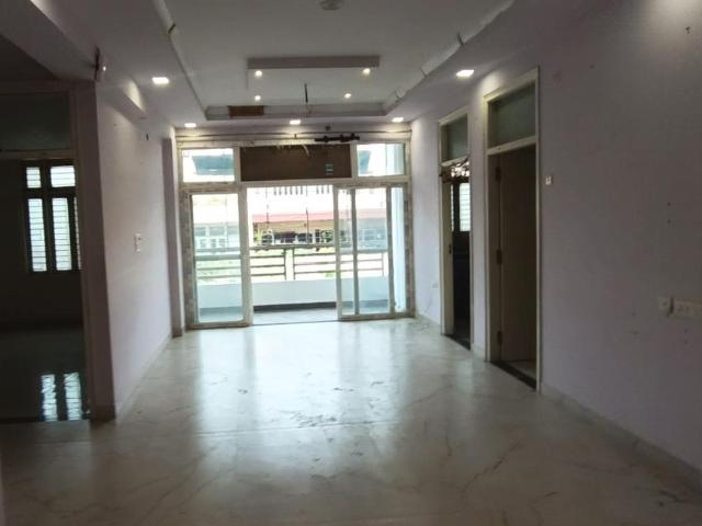 3 BHK Apartment in Sigra for rent Varanasi. The reference number is 20685367