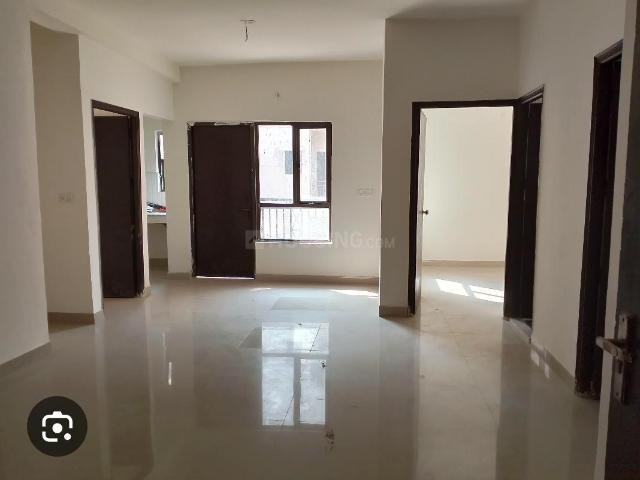 3 BHK Apartment in Sikandra for rent Agra. The reference number is 20424764
