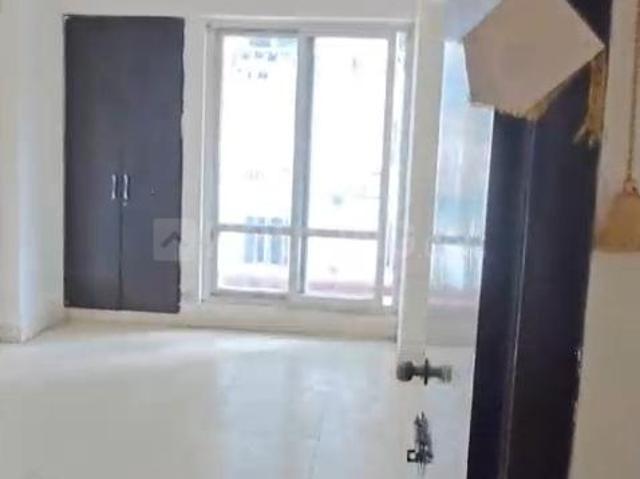 3 BHK Apartment in Sikrod for resale Ghaziabad. The reference number is 19993728