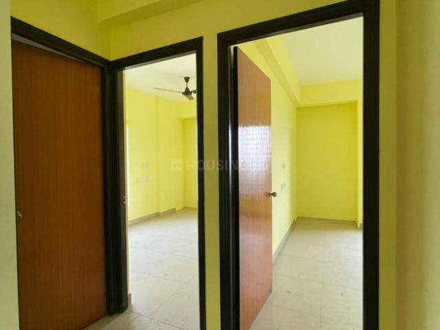 3 BHK Apartment in Sinthi for resale Kolkata. The reference number is 18995486