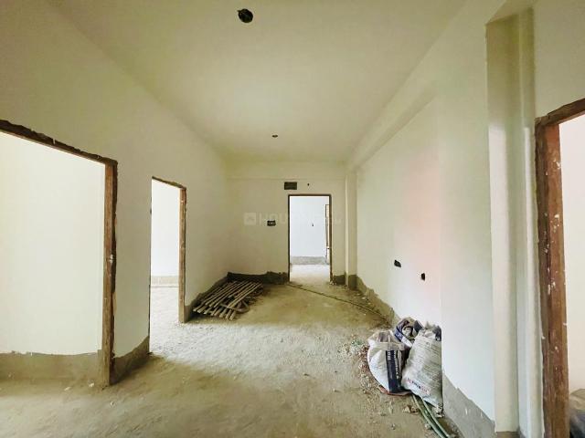 3 BHK Apartment in Sinthi for resale Kolkata. The reference number is 20439379