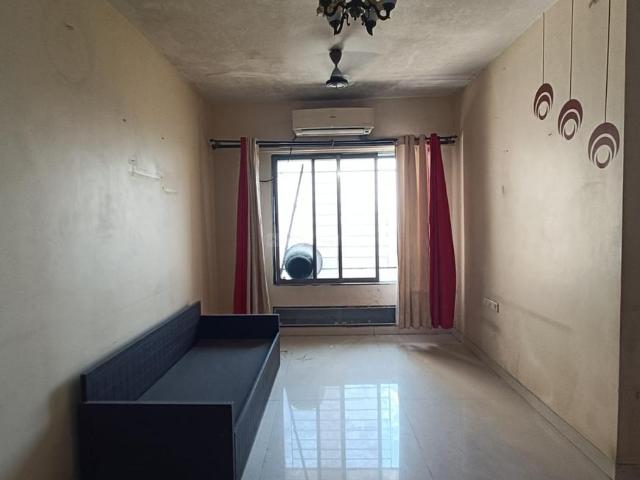 3 BHK Apartment in Sion for rent Mumbai. The reference number is 19801713