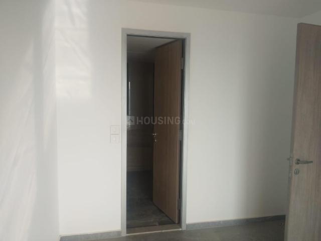 3 BHK Apartment in Sion for rent Mumbai. The reference number is 20437240