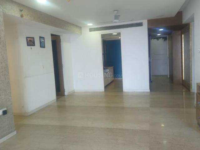 3 BHK Apartment in Sion for rent Mumbai. The reference number is 20146409