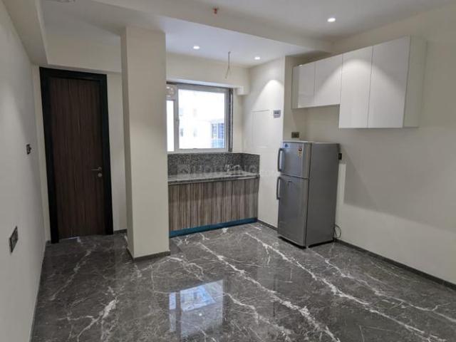 3 BHK Apartment in Sion for rent Mumbai. The reference number is 20366696