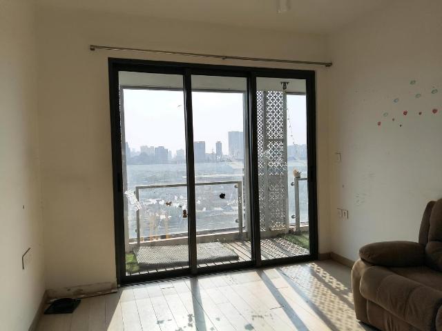 3 BHK Apartment in Sion for resale Mumbai. The reference number is 18551228