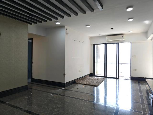 3 BHK Apartment in Sion for resale Mumbai. The reference number is 19793952