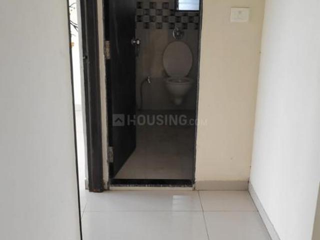 3 BHK Apartment in Sion for resale Mumbai. The reference number is 20050799