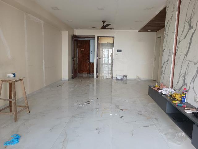 3 BHK Apartment in Sion for resale Mumbai. The reference number is 20320624