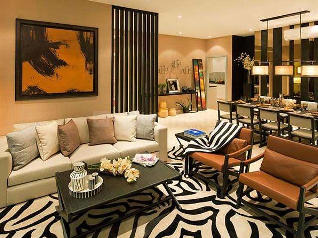 3 BHK Apartment in Sion for resale Mumbai. The reference number is 20337943