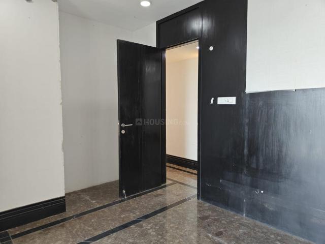3 BHK Apartment in Sion for resale Mumbai. The reference number is 20488984