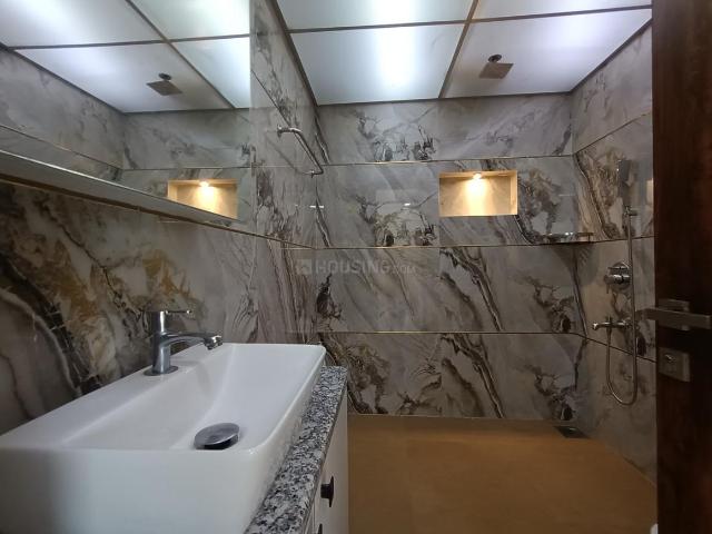 3 BHK Apartment in Sion for resale Mumbai. The reference number is 20489477