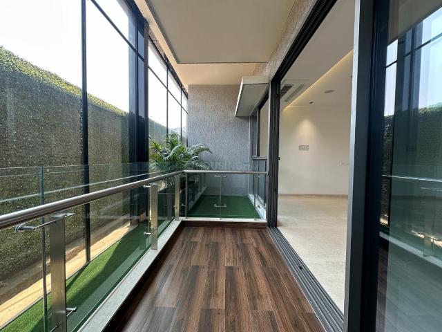 3 BHK Apartment in Sion for resale Mumbai. The reference number is 20700353