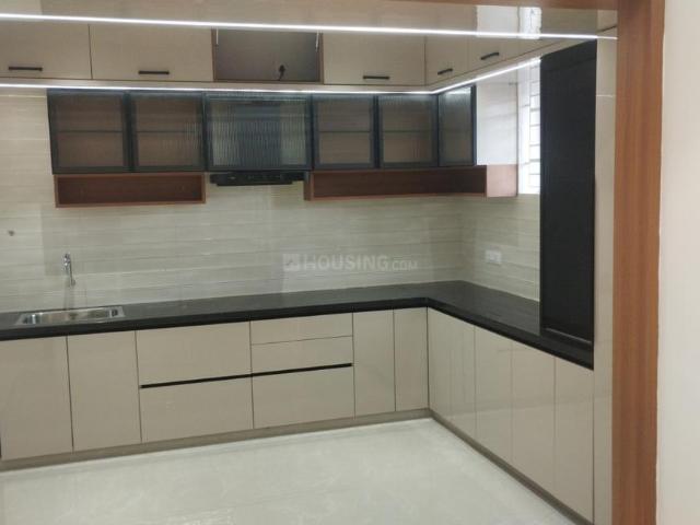 3 BHK Apartment in Sri Ramachandra Nagar for resale Krishna. The reference number is 17241984