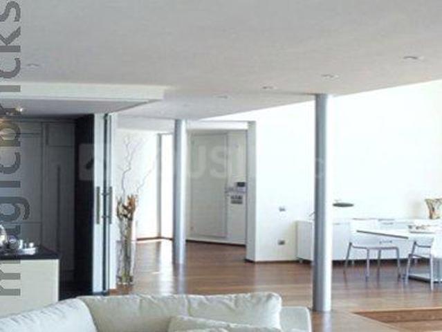 3 BHK Apartment in Subhanpura for rent Vadodara. The reference number is 20299424