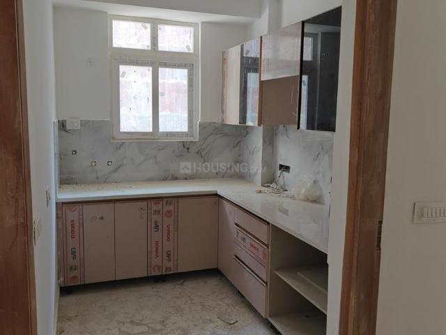 3 BHK Apartment in Sultanpur for resale New Delhi. The reference number is 18750877