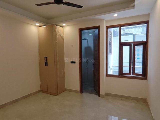 3 BHK Apartment in Sultanpur for resale New Delhi. The reference number is 20681410